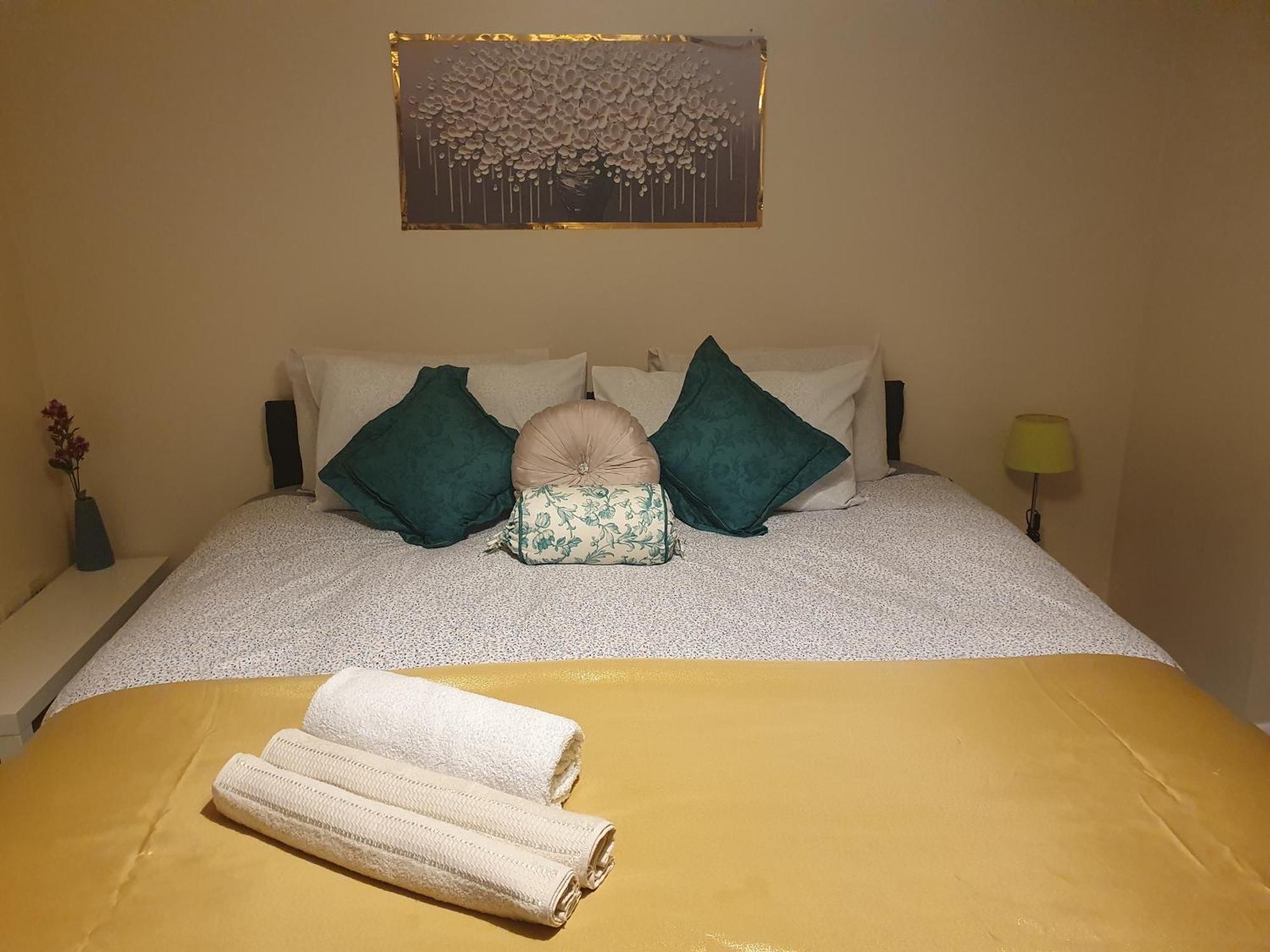 Lovely 1Bedrood Apartment Guildford Zewnętrze zdjęcie