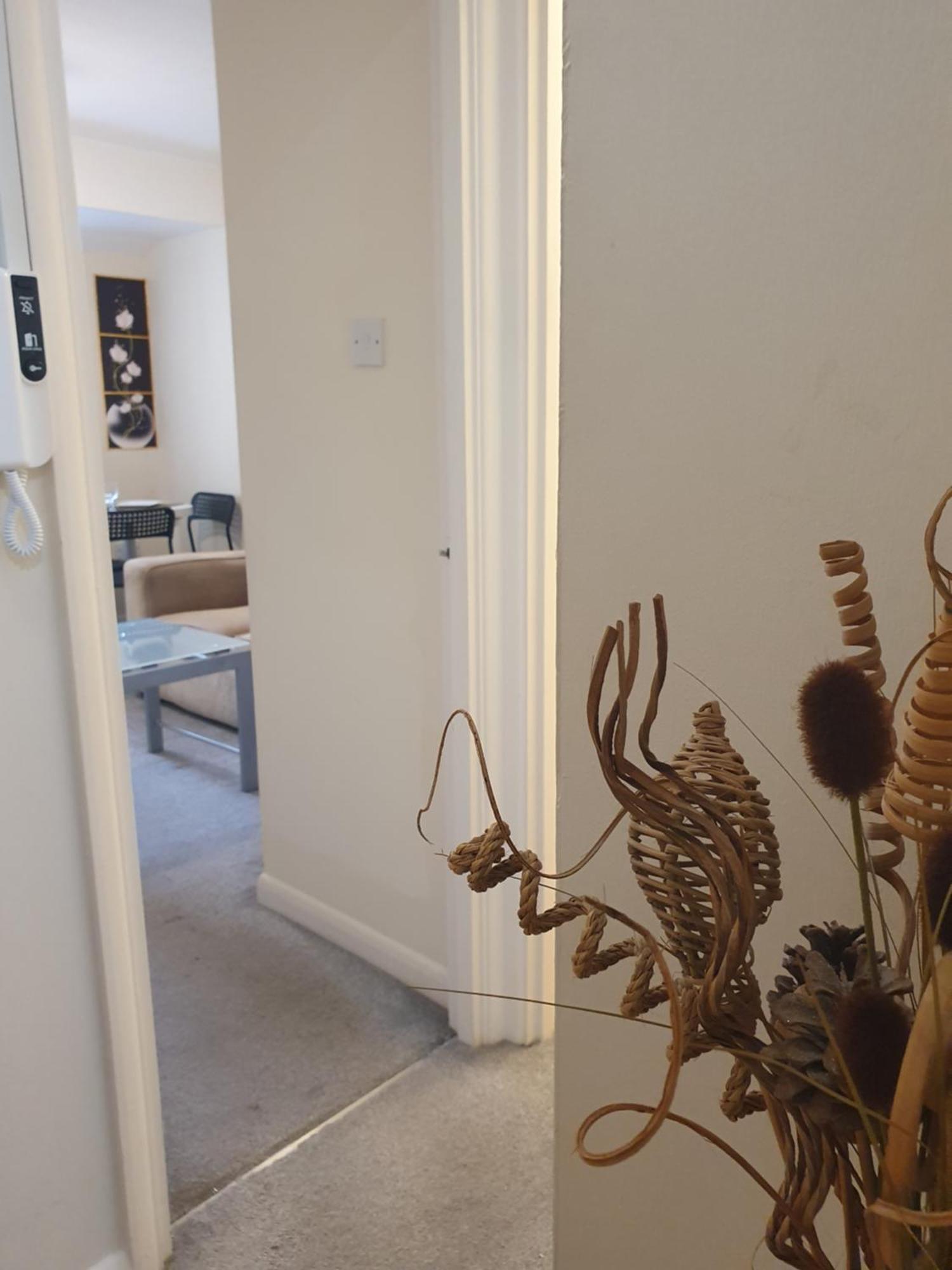 Lovely 1Bedrood Apartment Guildford Zewnętrze zdjęcie