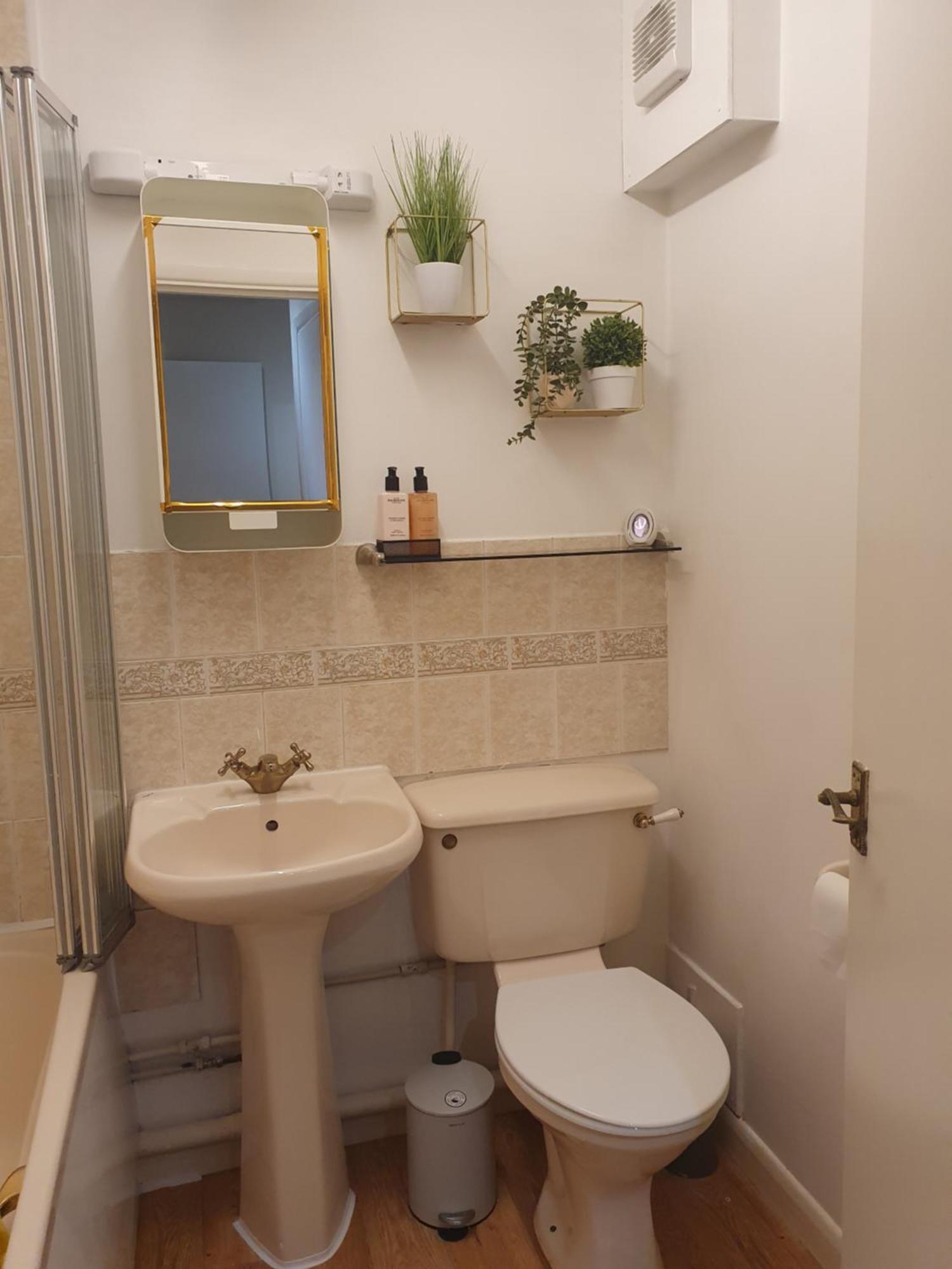 Lovely 1Bedrood Apartment Guildford Zewnętrze zdjęcie