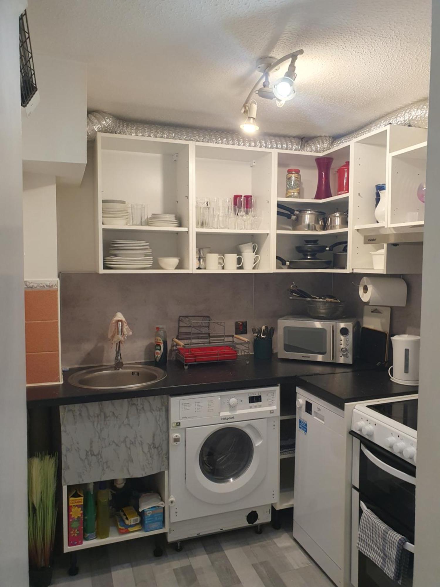 Lovely 1Bedrood Apartment Guildford Zewnętrze zdjęcie