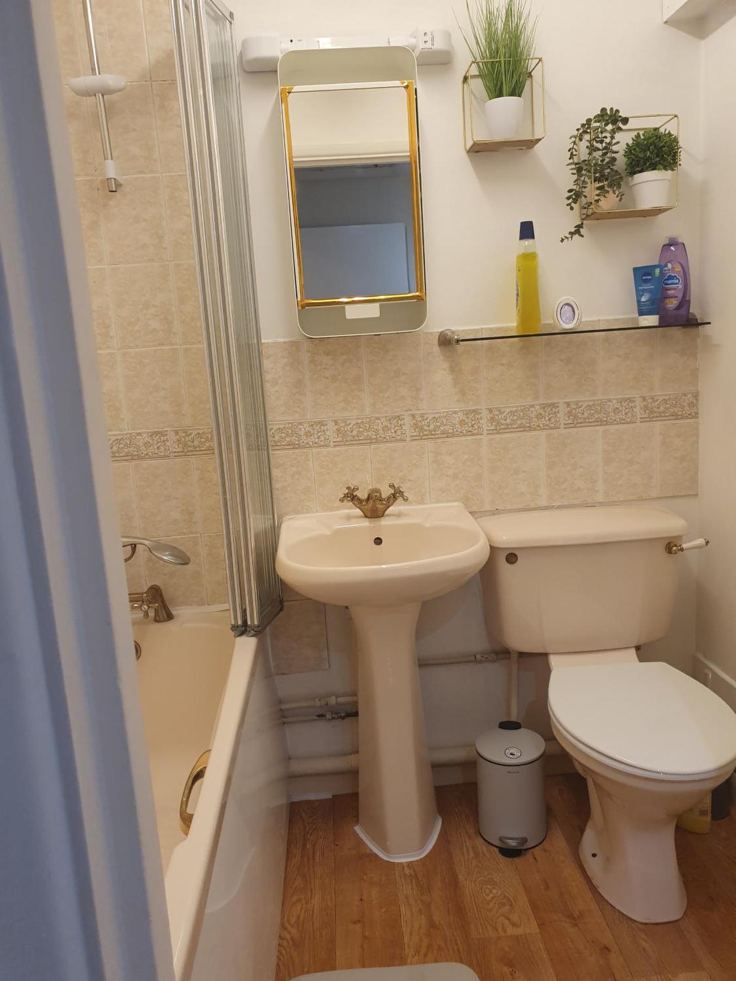 Lovely 1Bedrood Apartment Guildford Zewnętrze zdjęcie