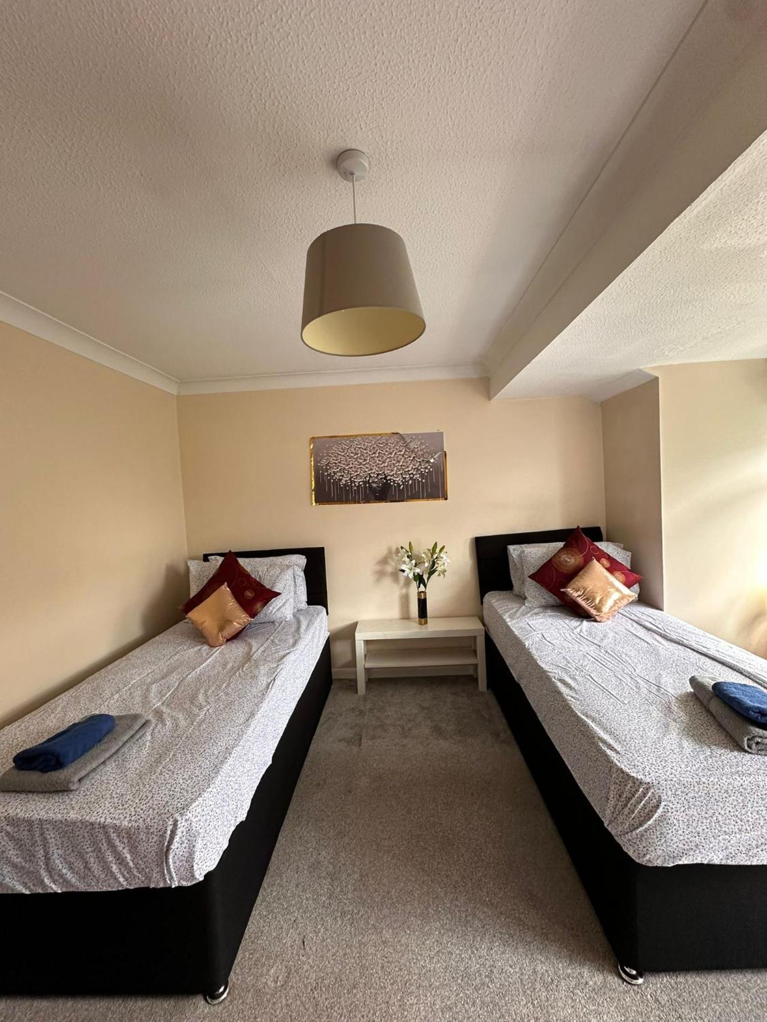 Lovely 1Bedrood Apartment Guildford Zewnętrze zdjęcie