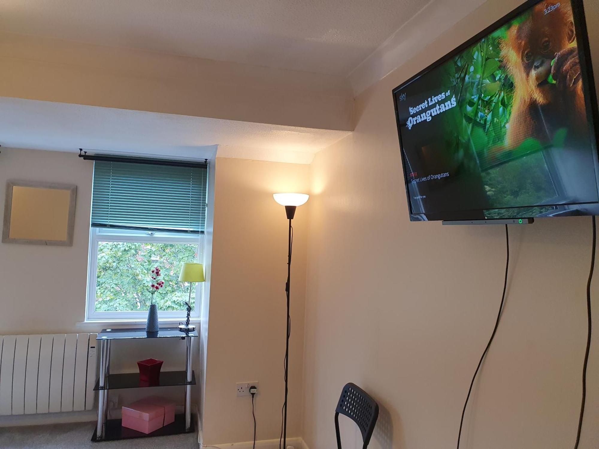 Lovely 1Bedrood Apartment Guildford Zewnętrze zdjęcie