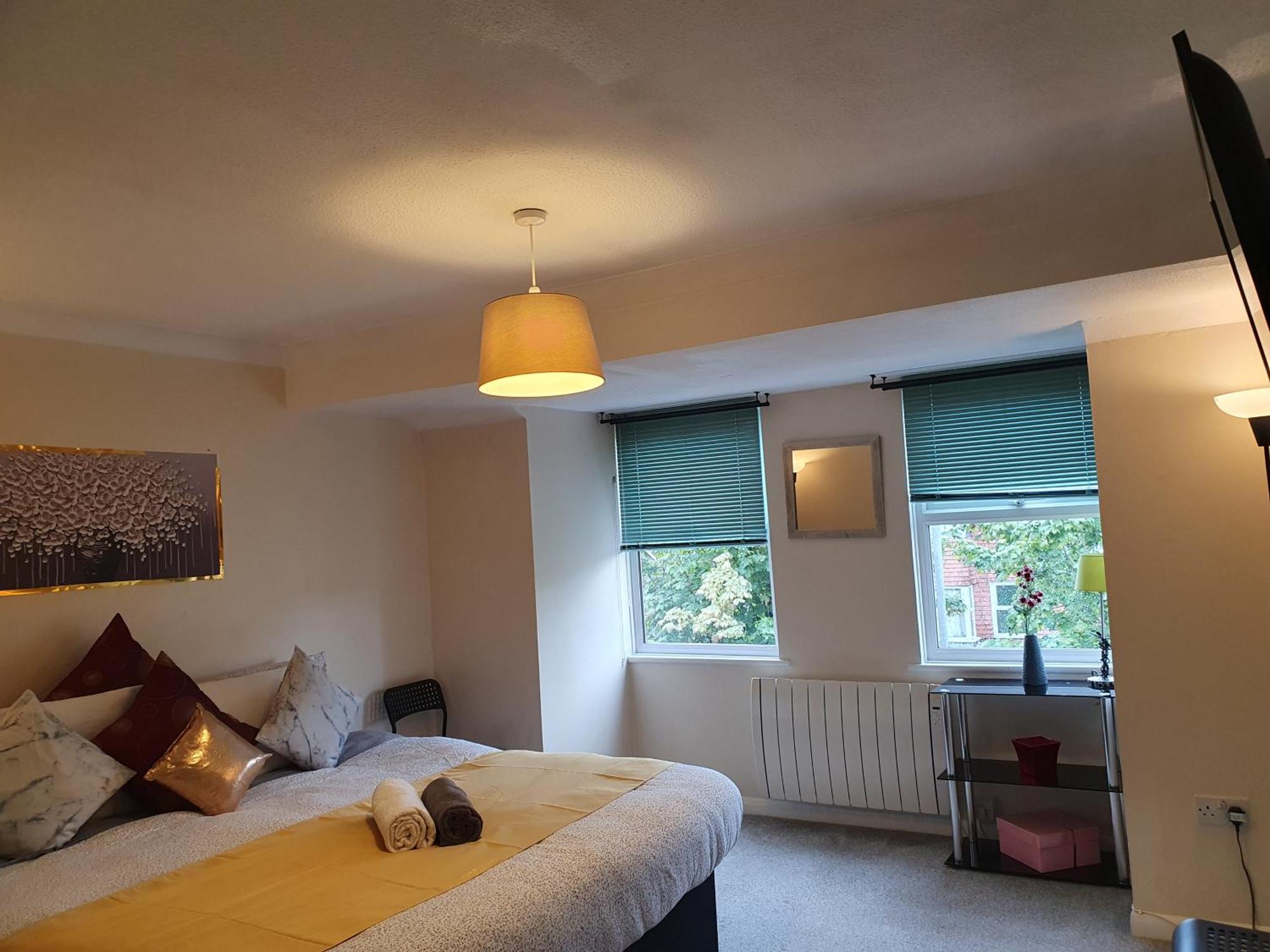 Lovely 1Bedrood Apartment Guildford Zewnętrze zdjęcie